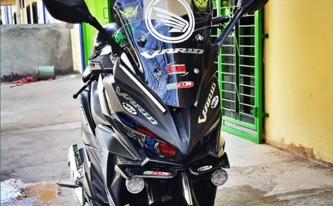 Proses Pemasangan Kedok Honda New Vario 2017