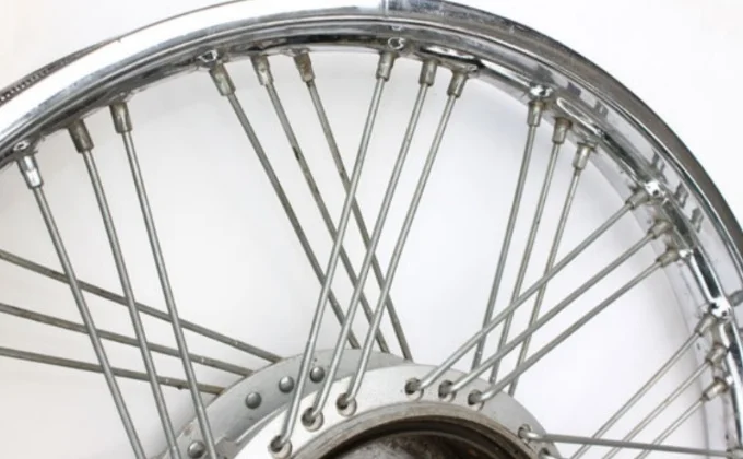 4 Cara Merawat Velg Motor Agar Selalu Kinclong