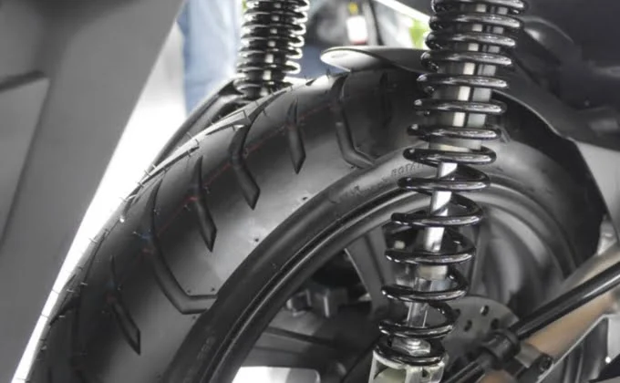 Tips Cara Merawat Shock Atau Suspensi Motor Agar Lebih Awet