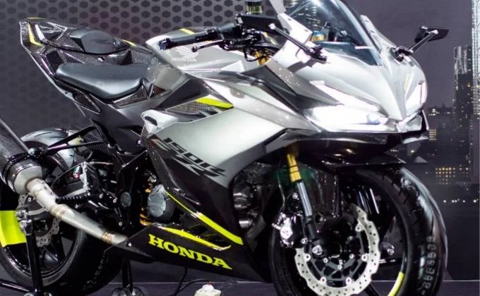 Konsep Modifikasi All New Cbr 150r 2021 Carbon Version 4