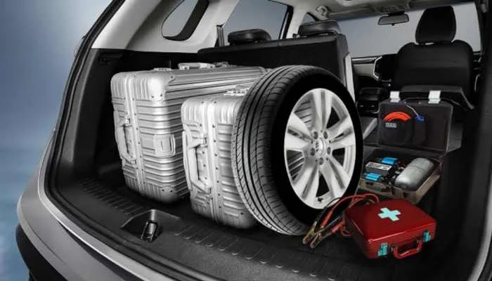 5 Peralatan Ini Wajib Ada Di Dalam Mobil Anda