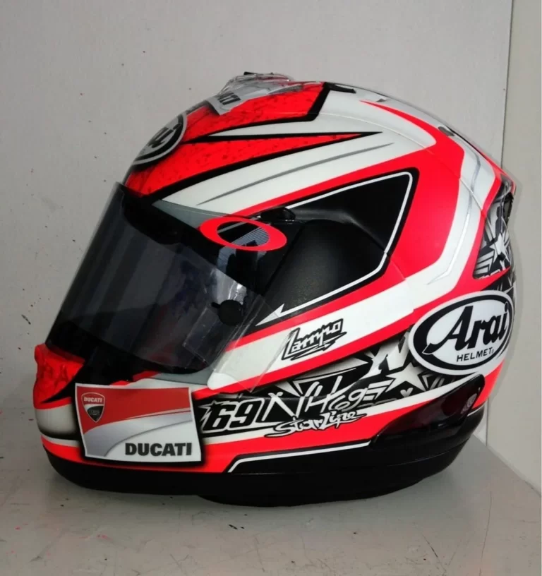Balap Motor dan Estetika: Seni Desain Helm yang Menginspirasi