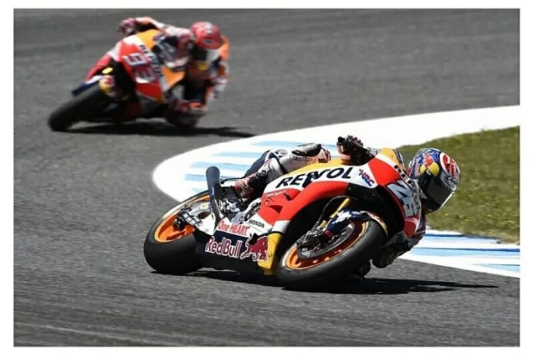 Balap Motor dan Perkembangan Teknologi Sasis: Landasan Kestabilan