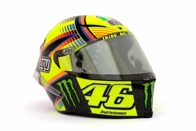 Fungsi Utama Helm Balap dalam Dunia MotoGP
