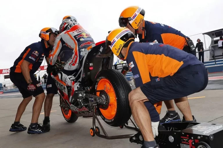 Keamanan dan Efisiensi di Pit Lane