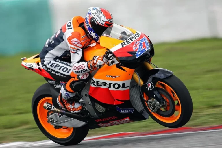 Kehidupan Pribadi Pembalap Honda Repsol