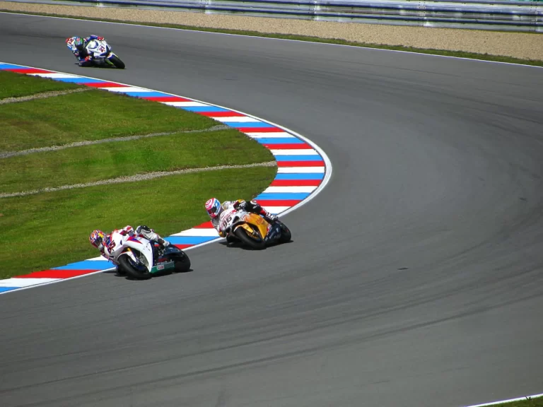 Keunggulan Teknologi dalam Dunia Balap Motor