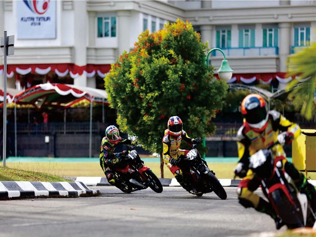 Melodi Gila Di Aspal Kisah Soundtrack Balap Yang Ikonik