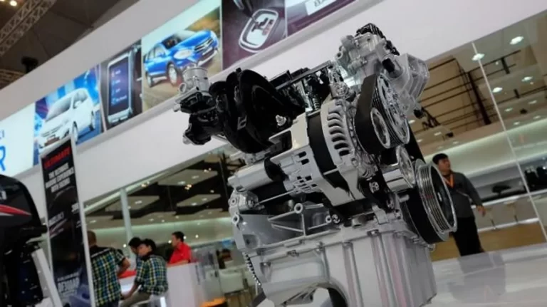 Mengapa Motor GP Lebih Mahal dari Motor Biasa