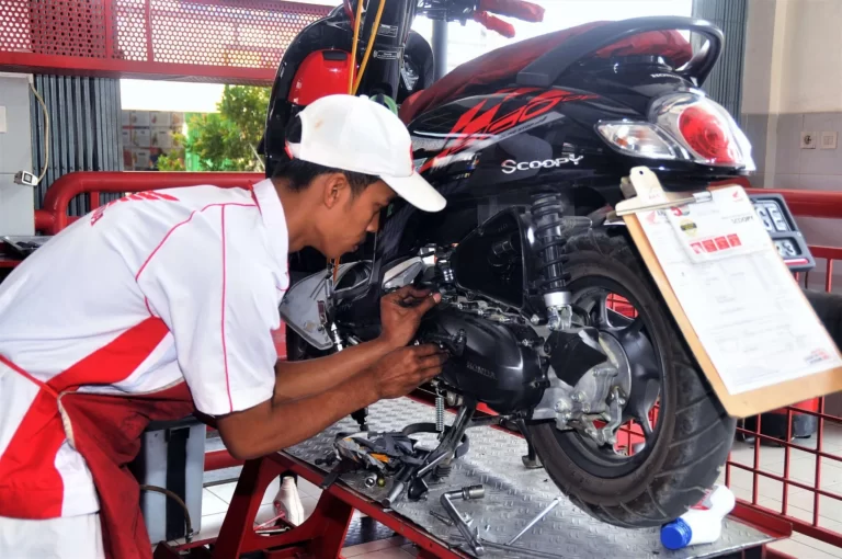 Merawat Sepeda Motor GP Bekas dengan Bijak