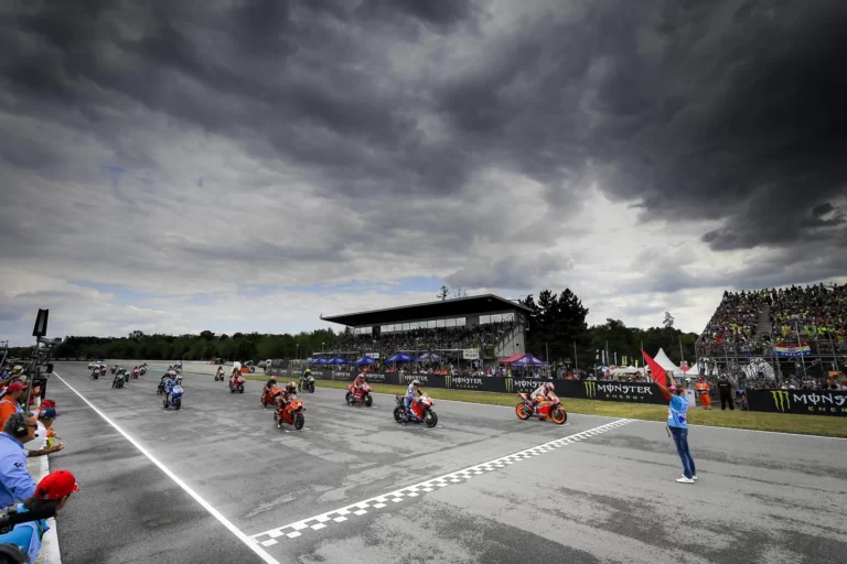 Pelajaran dari Pembalap MotoGP untuk Penyelenggaraan Balap Motor