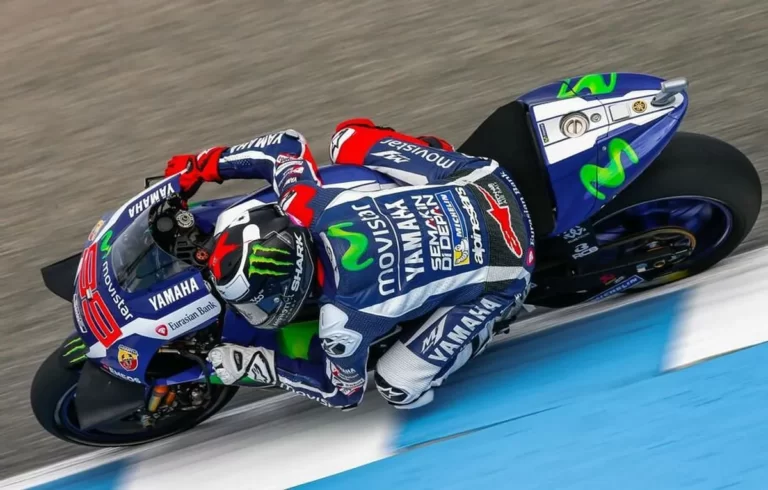 Peran Pembalap Motor GP Yamaha Movistar di Dunia Balap