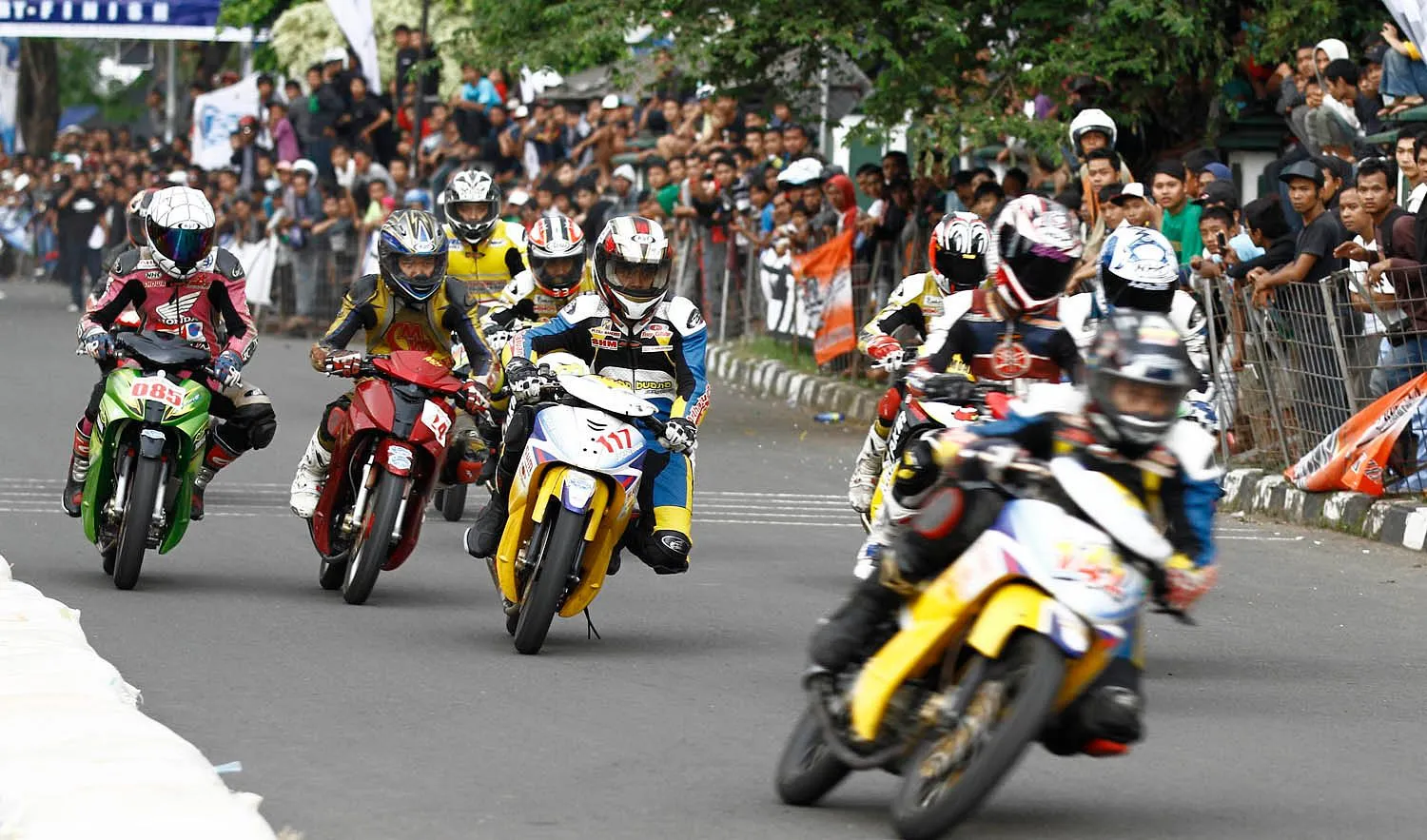 Peran Revolusioner Kecerdasan Buatan Dalam Balap Motor Modern