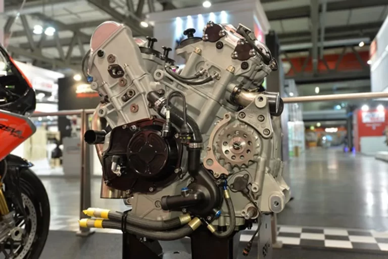 Perbedaan Engine Motor GP dengan Motor Biasa