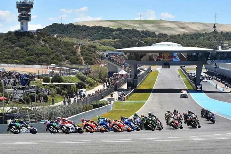 Pertarungan Bersejarah Motor GP Jerez Spanyol