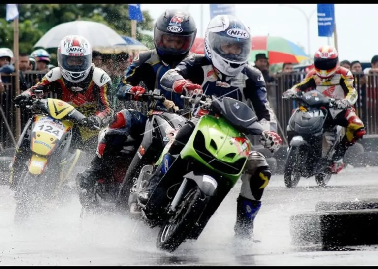 Seni dalam Dunia Balap Motor