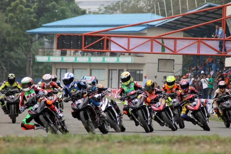 Studi Kasus: Pengaruh Kualitas Ban dalam Balap Motor