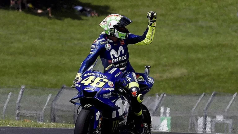Teknik Balap Valentino Rossi yang Legendaris