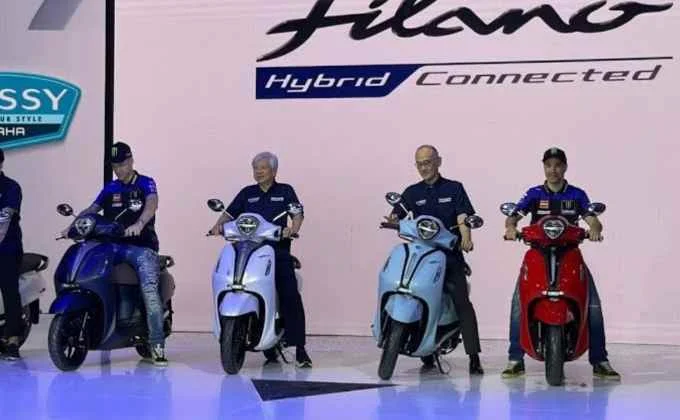 Bos Yamaha Dyonisius Beti Pemimpin Visioner Dari Indonesia Di Pabrikan Yamaha Mo 1