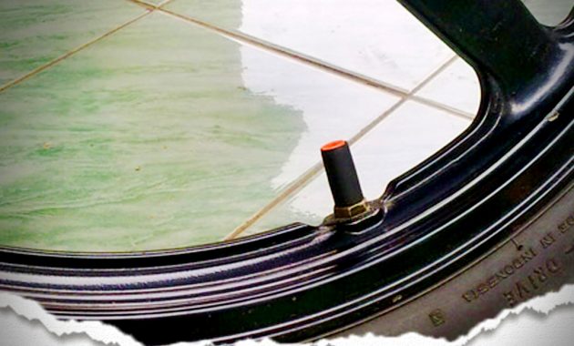 Content image for Mengapa Pentil Ban Motor Anda Cepat Rusak? Inilah 5 Penyebab Utamanya