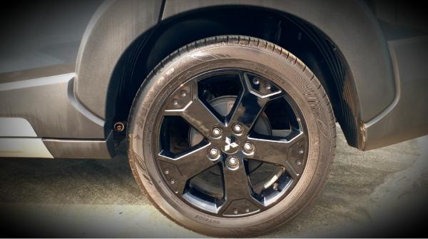 Content image for Ban Motor Sering Kempes Padahal Tidak Bocor? Cek 5 Faktor Ini Sekarang!