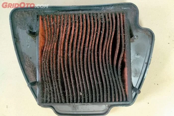 Filter Udara Motor Sering Kemasukan Air Begini Efeknya Pada Performa Motor