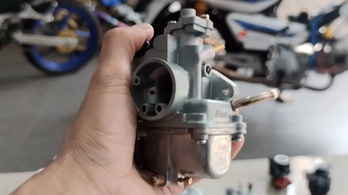 Pahami Cara Karburator Motor Berfungsi Dalam 3 Menit
