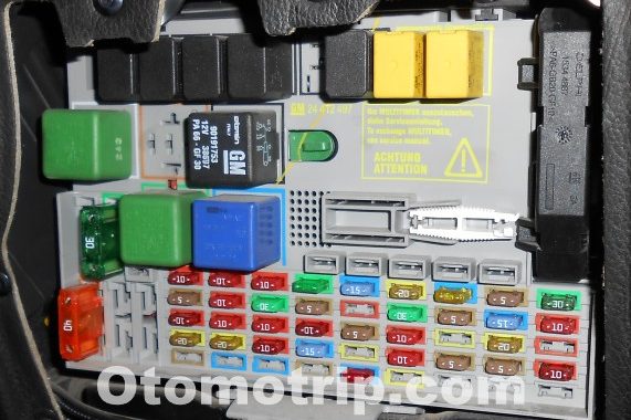 Sekring Mobil Sering Putus - 2