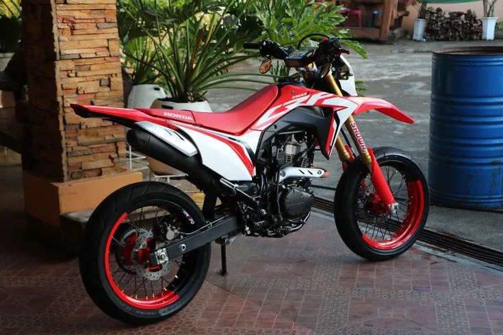 Mau Kredit Honda Crf 150l 2025 Ini Simulasi Angsuran Terbarunya