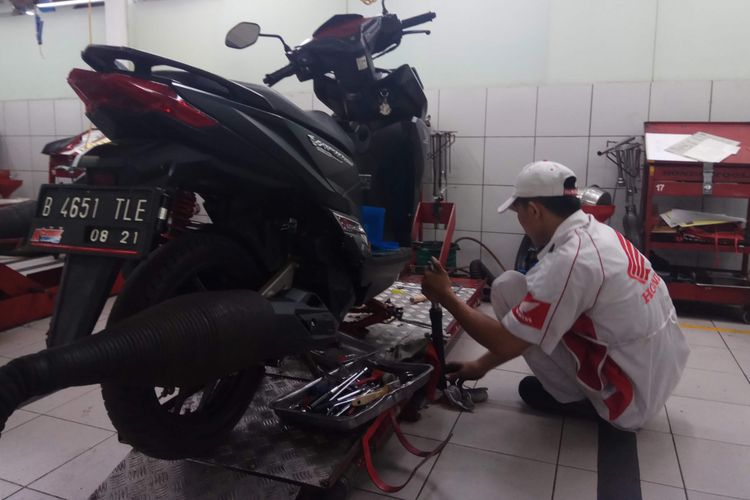 merawat motor matic