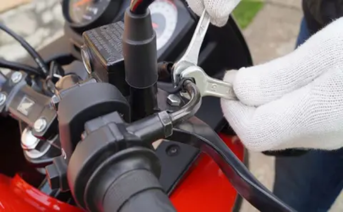 Gas Motor Seret dan Nyangkut?