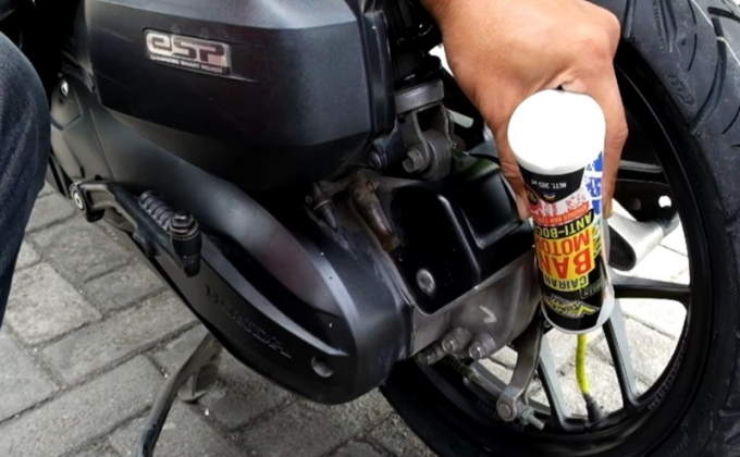 Bahaya Cairan Antibocor Motor