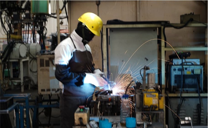 Manufaktur otomotif gaya motor