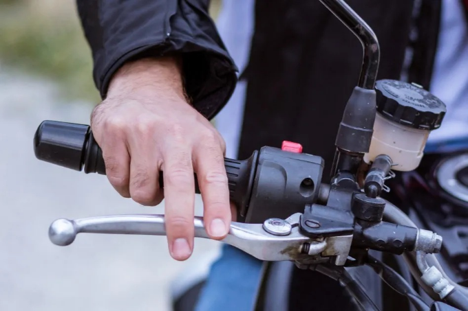 Ciri Throttle Body Motor Kotor atau Rusak