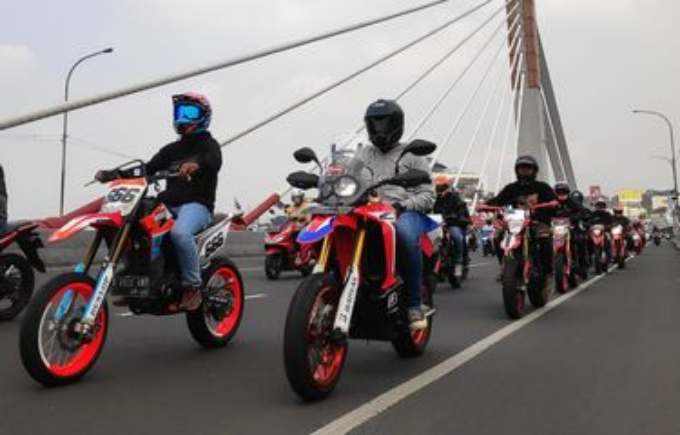 Kenapa Motor Trail Makin Diminati di Kota?