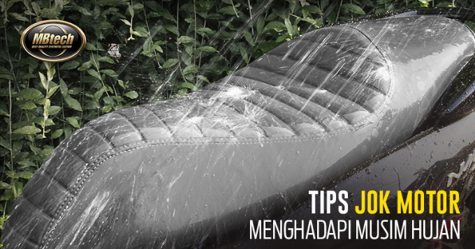 Motor Sering Basah Hujan Jok Motor Berjamur