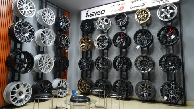 Velg Mobil yang Tepat Bisa Bikin Mobil Terasa Beda