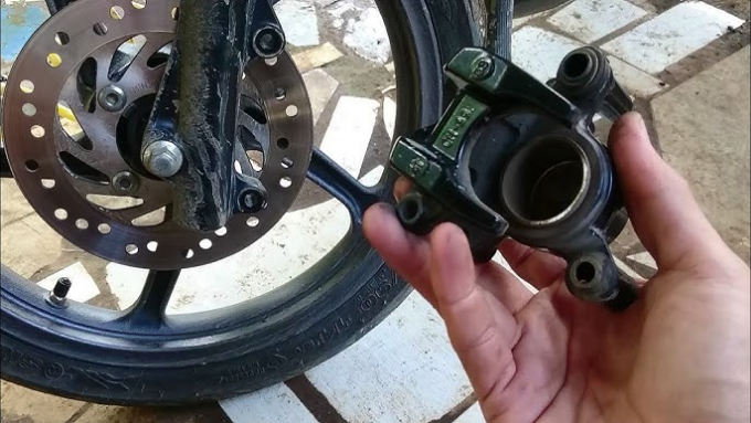 Cara Jitu Atasi Piringan Cakram Motor Macet