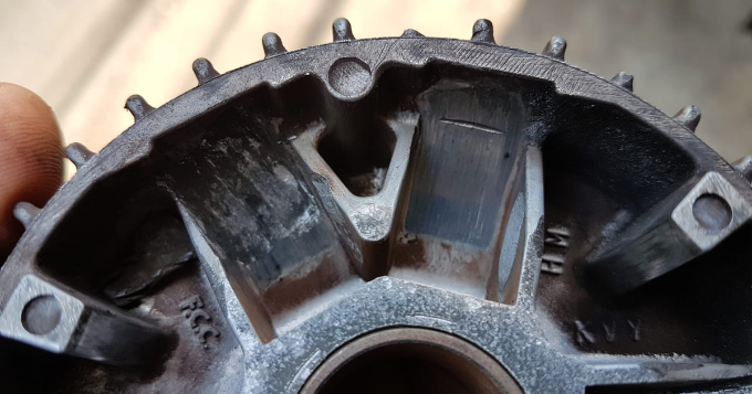 Tanda Rumah Roller CVT Motor Rusak